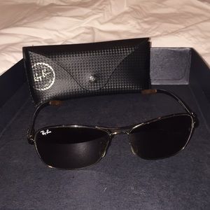 Ray-Ban Aviator Sunglasses
